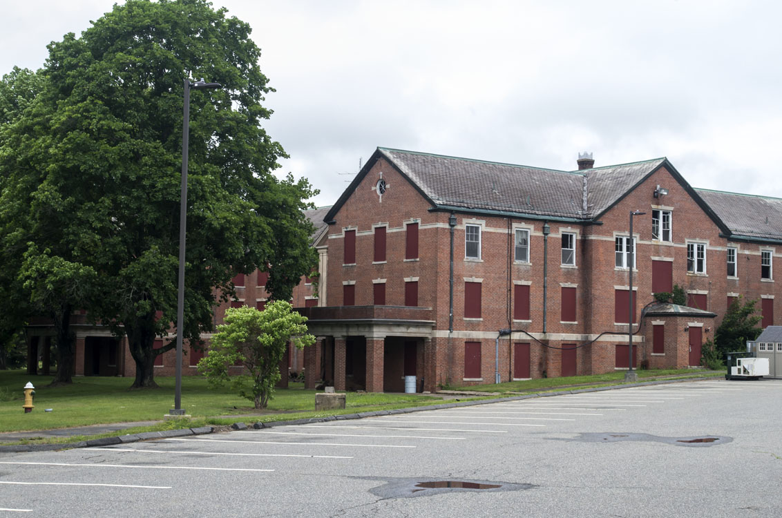 abandoned asylums New England
