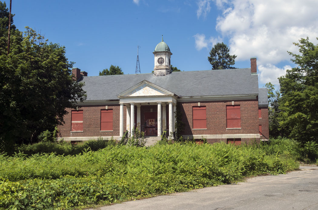 abandoned asylums New England