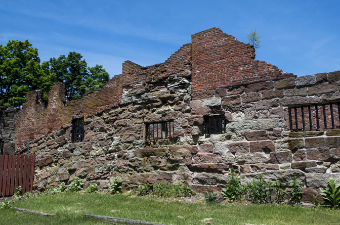 abandoned forts New England