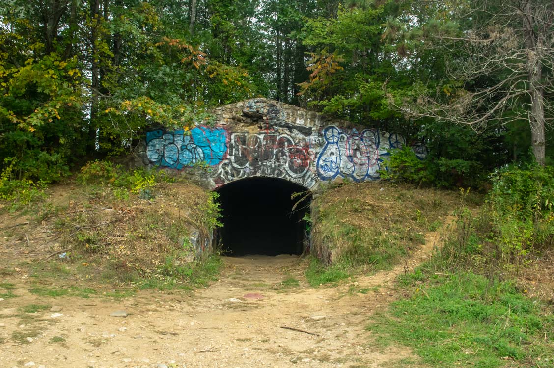 abandoned forts New England